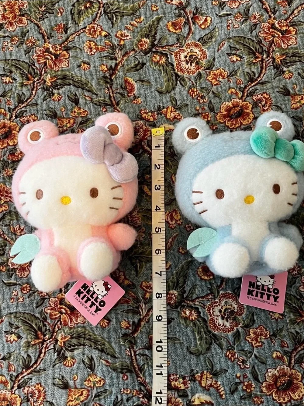 Hello Kitty nwt measurements